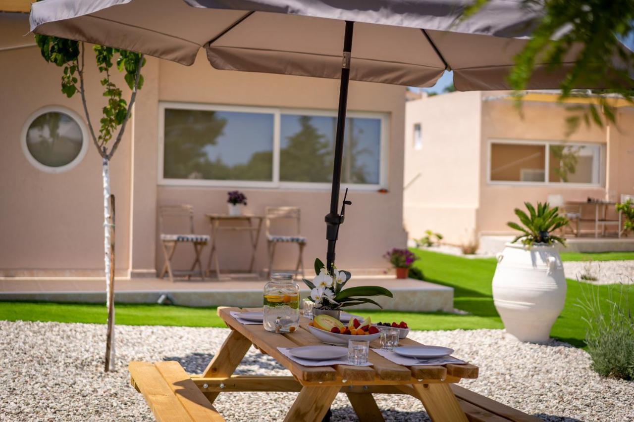 Modular Bungalows With Heated Pool Artemis Greece Exterior foto